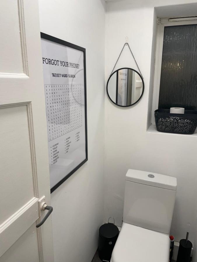 Lovely 2Bedroom 4Mins From Wimbledon Station Лондон Экстерьер фото