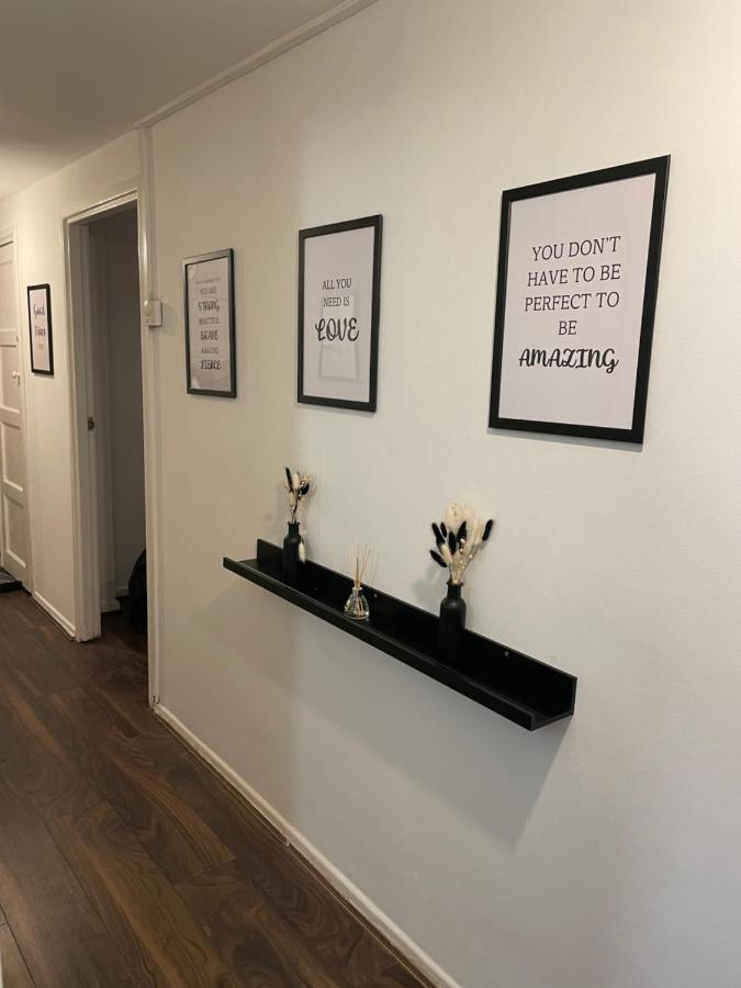 Lovely 2Bedroom 4Mins From Wimbledon Station Лондон Экстерьер фото